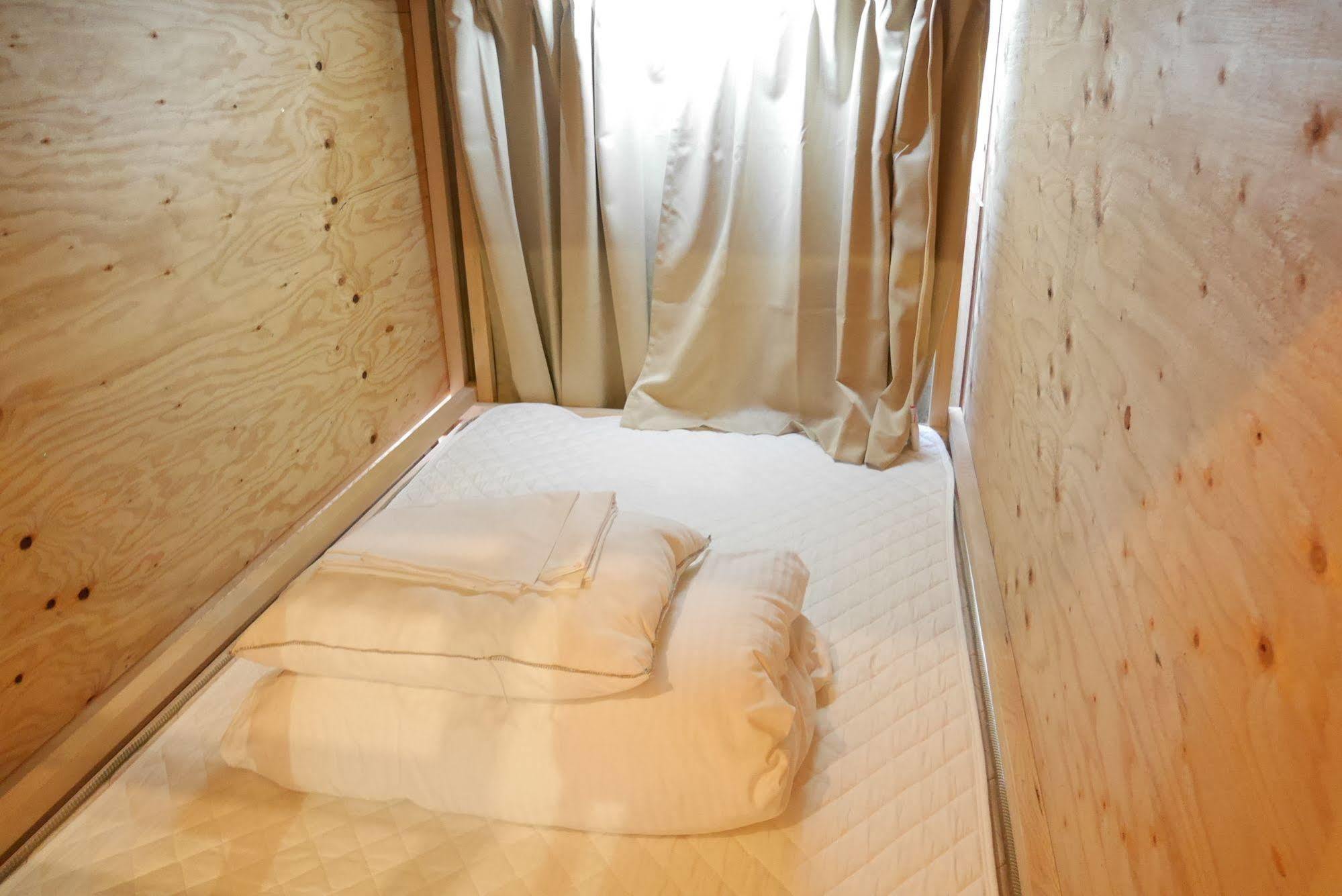 Artnshelter Hostel โตเกียว ภายนอก รูปภาพ