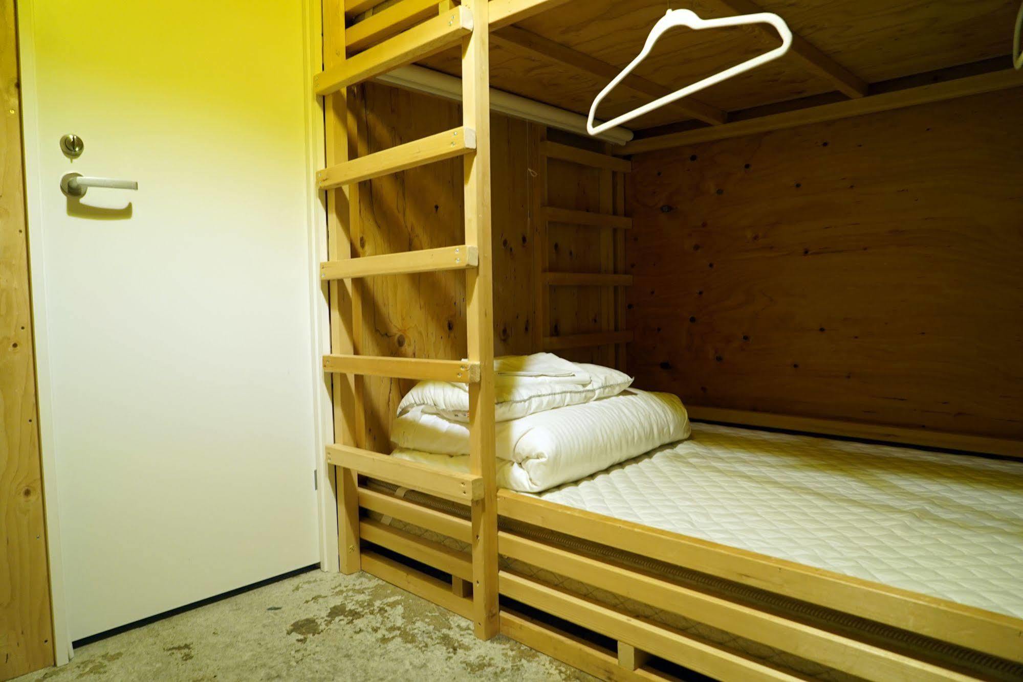 Artnshelter Hostel โตเกียว ภายนอก รูปภาพ